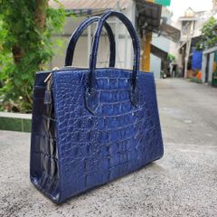 Túi xách cá sấu Size lớn 28cm có quai đeo. Phiên bản xanh navy ít đụng hàng!
