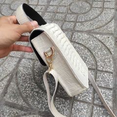 Túi nam nữ Da cá sấu thiết kế Chữ nhật. Kiểu dáng lạ mắt cho khách thích đổi kiểu!