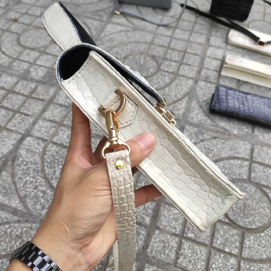 Túi nam nữ Da cá sấu thiết kế Chữ nhật. Kiểu dáng lạ mắt cho khách thích đổi kiểu!