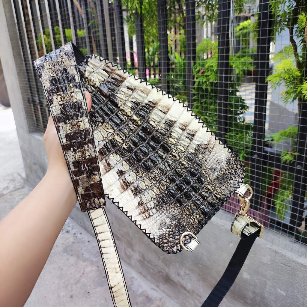 Túi đeo chéo da cá sấu NGUYÊN THỦY đẹp ĐÚNG CHẤT!