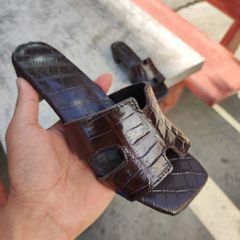 Dép nữ da Bụng cá sấu. Gót cao vừa!