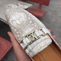 Giày sục Gù cá sấu BẠCH TẠNG nhìn là mê!