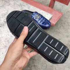 Giày sục Vây đuôi cá sấu xanh Navy đẹp lạ thường!
