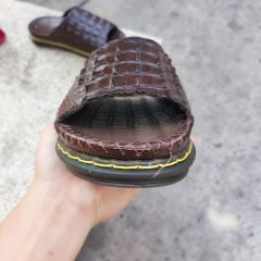 Dép quai ngang bản bự. Gai lưng cá sấu siêu đẹp. Đế cao 4cm!