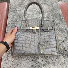 Túi xách cá sấu nữ màu Xám tro đẹp khó cưỡng. Size lớn 30cm!