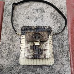 Túi đeo cá sấu nguyên thủy ĐẸP - CHẤT độc quyền tại Ovenis!