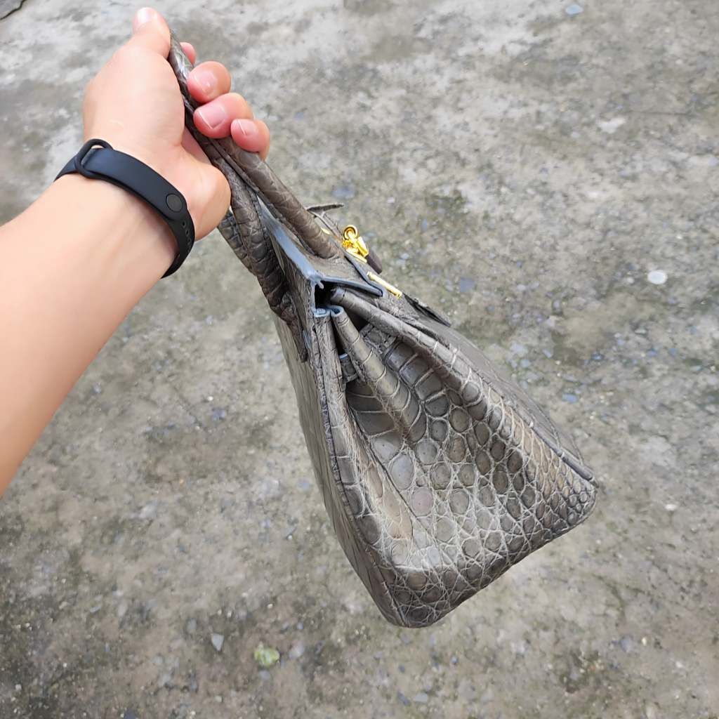 Túi xách cá sấu nữ màu Xám tro đẹp khó cưỡng. Size lớn 30cm!