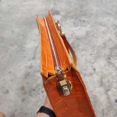 Kẹp nách Da Bụng Cá Sấu vàng bò siêu đẹp. Có khóa số bảo mật!