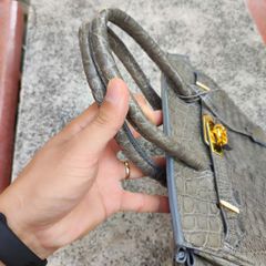 Túi xách cá sấu nữ màu Xám tro đẹp khó cưỡng. Size lớn 30cm!