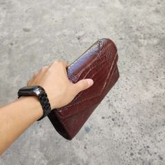 Cầm tay kiêm túi đeo Nữ da bụng cá sấu đẹp mịn màng!