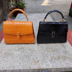 Túi xách nữ Da bụng cá sấu màu đen. Phiên bản có dây đeo!