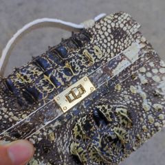 Túi nữ mini có dây đeo rất đáng yêu. DA CÁ SẤU NGUYÊN THỦY!