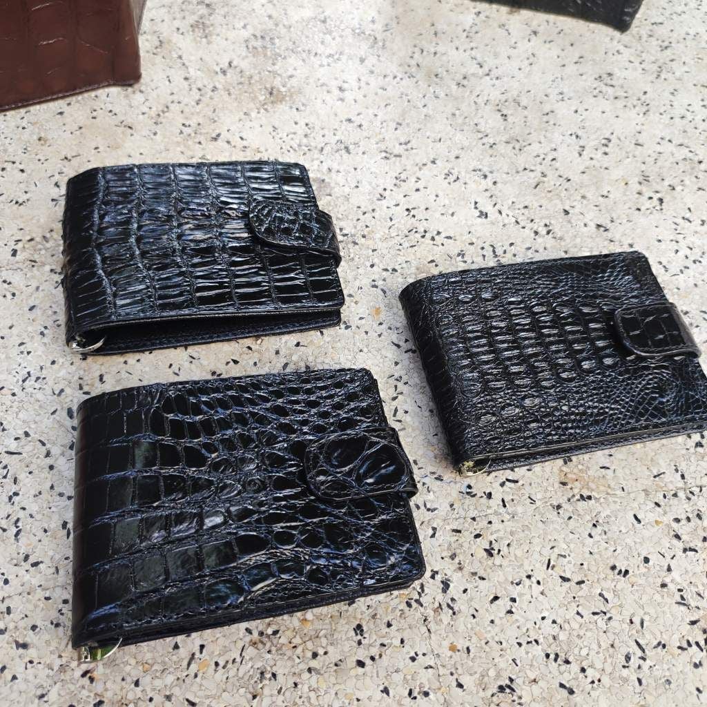Ví KẸP TIỀN size nhỏ 8.5*11.5 cm. Da bụng cá sấu mềm mịn!