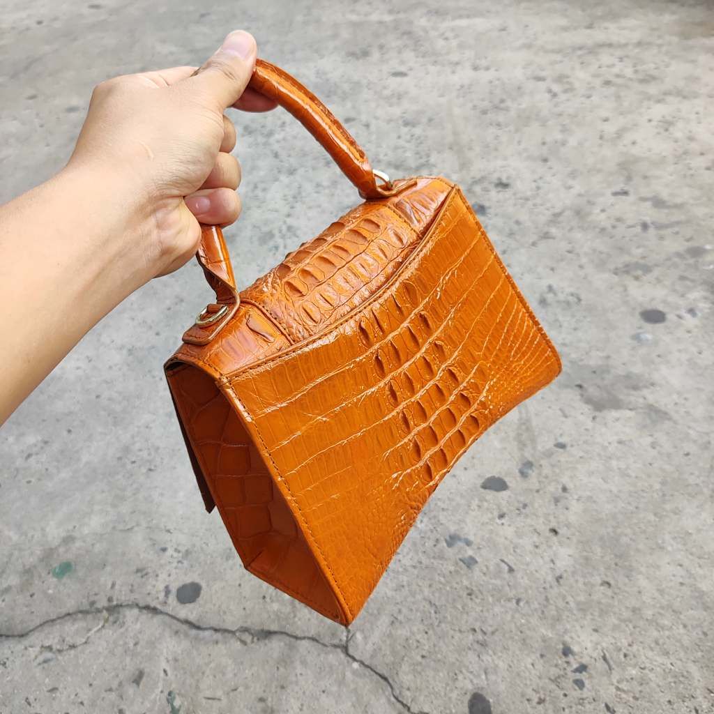 Túi đeo túi xách nữ Da cá sấu màu vàng đẹp nổi bật!