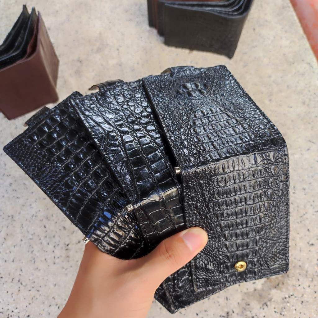 Ví da cá sấu KẸP TIỀN 8.5*11.5 cm. Gù gai cá sấu nhỏ rất đẹp!