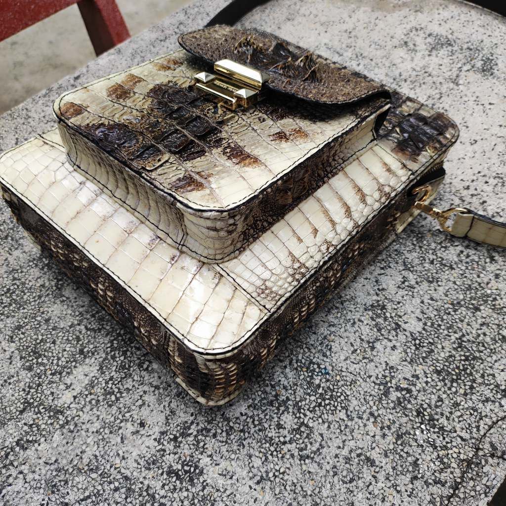 Túi đeo cá sấu nguyên thủy ĐẸP - CHẤT độc quyền tại Ovenis!