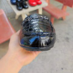 Giày sục nam Da bụng cá sấu có phối phụ kiện đẹp nhẹ nhàng!
