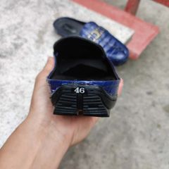 Giày sục Vây đuôi cá sấu xanh Navy đẹp lạ thường!