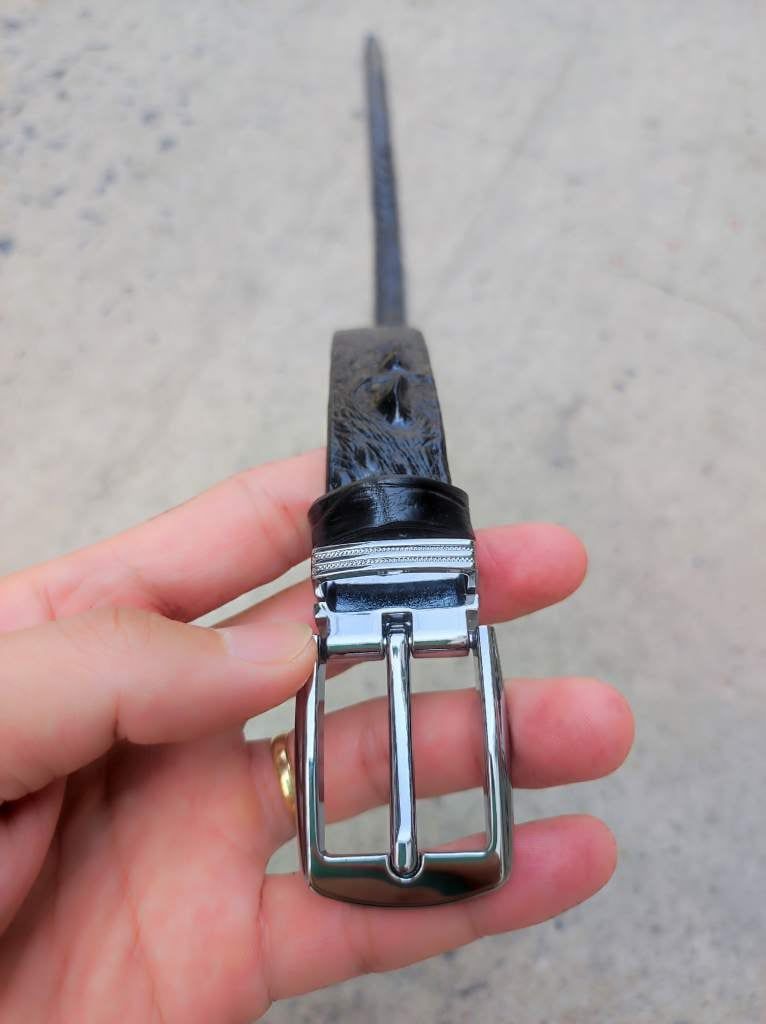 Thắt lưng nữ Da cá sấu liền. Đầu khóa kim đục lỗ!