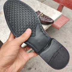 Giày sục Gù cá sấu. Mang là đẳng cấp!