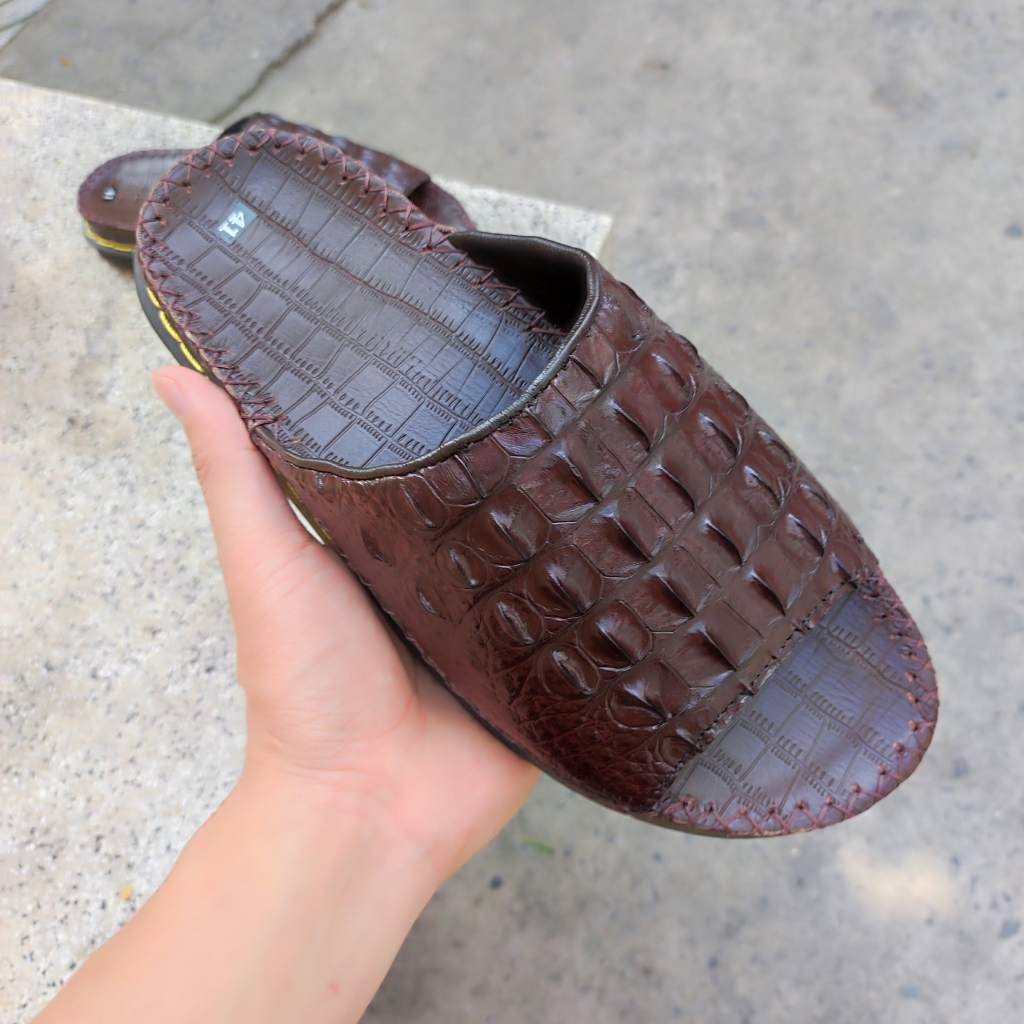 Dép quai ngang bản bự. Gai lưng cá sấu siêu đẹp. Đế cao 4cm!