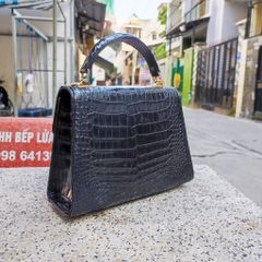 Túi xách nữ Da bụng cá sấu màu đen. Phiên bản có dây đeo!