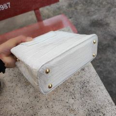 Túi da cá sấu bạch tạng thiết kế Đẳng cấp thực sự!