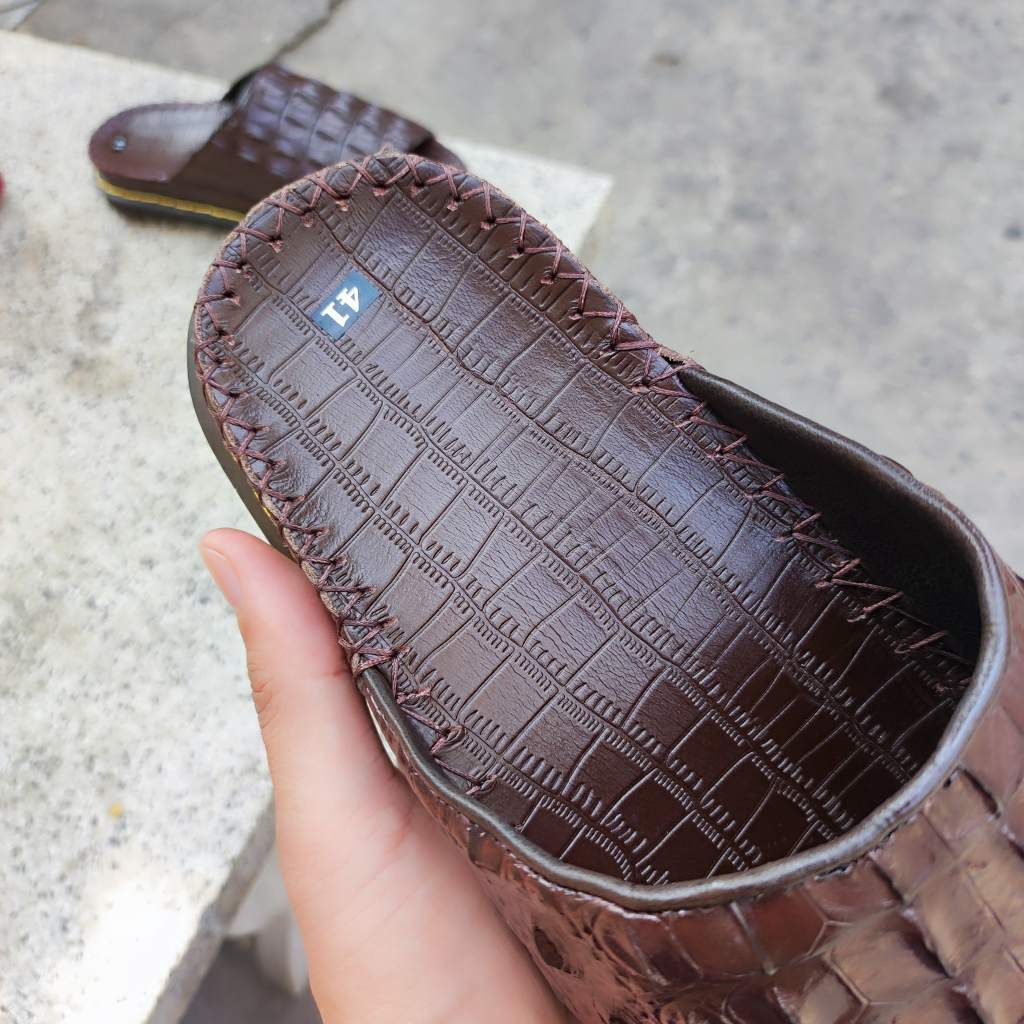 Dép quai ngang bản bự. Gai lưng cá sấu siêu đẹp. Đế cao 4cm!