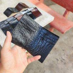 Ví cá sấu dáng đứng MINI. 2 mặt da bụng mềm và bền. Size 10.5*8.5 cm