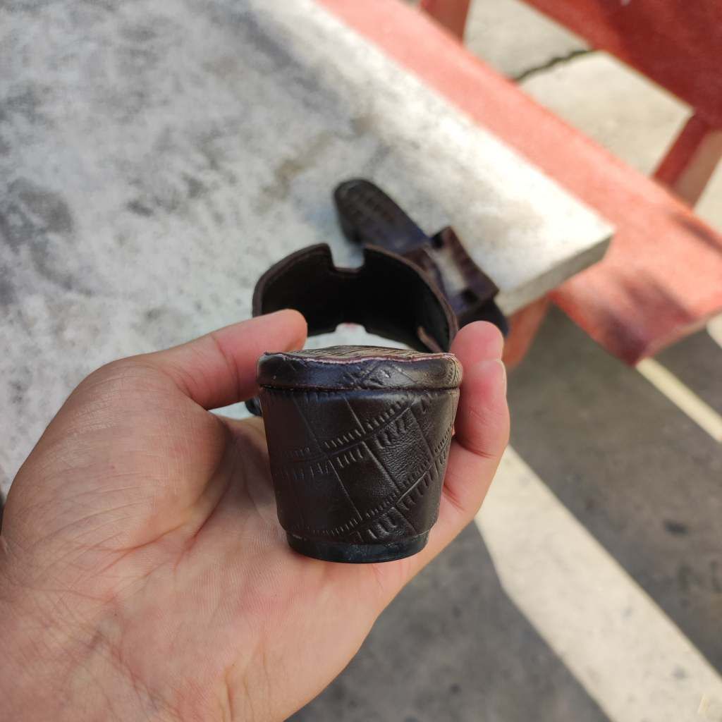 Dép nữ da Bụng cá sấu. Gót cao vừa!