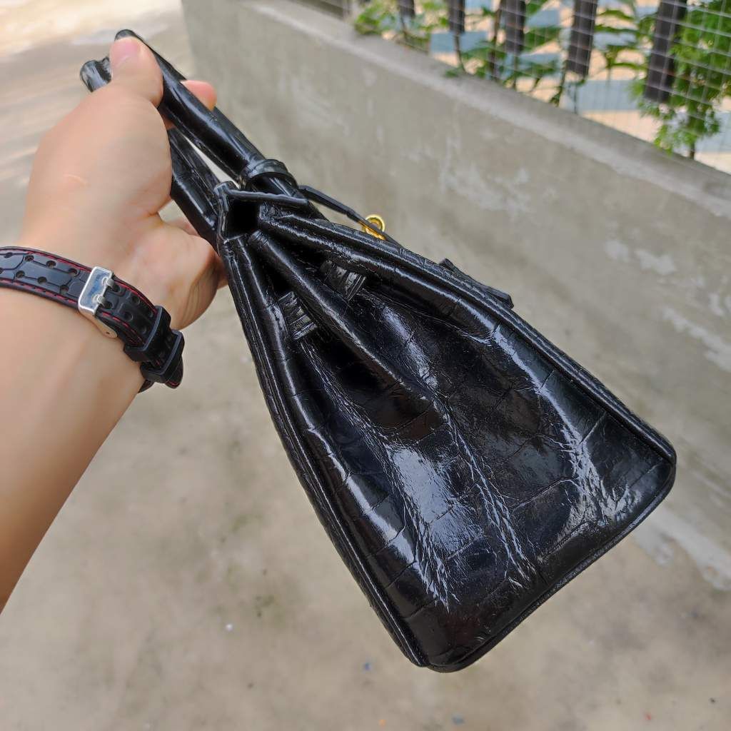 Túi da cá sấu hàng may thủ công. Size 25 vừa vặn!