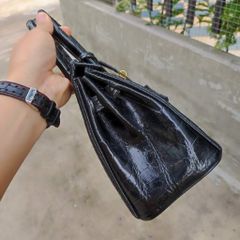 Túi da cá sấu hàng may thủ công. Size 25 vừa vặn!