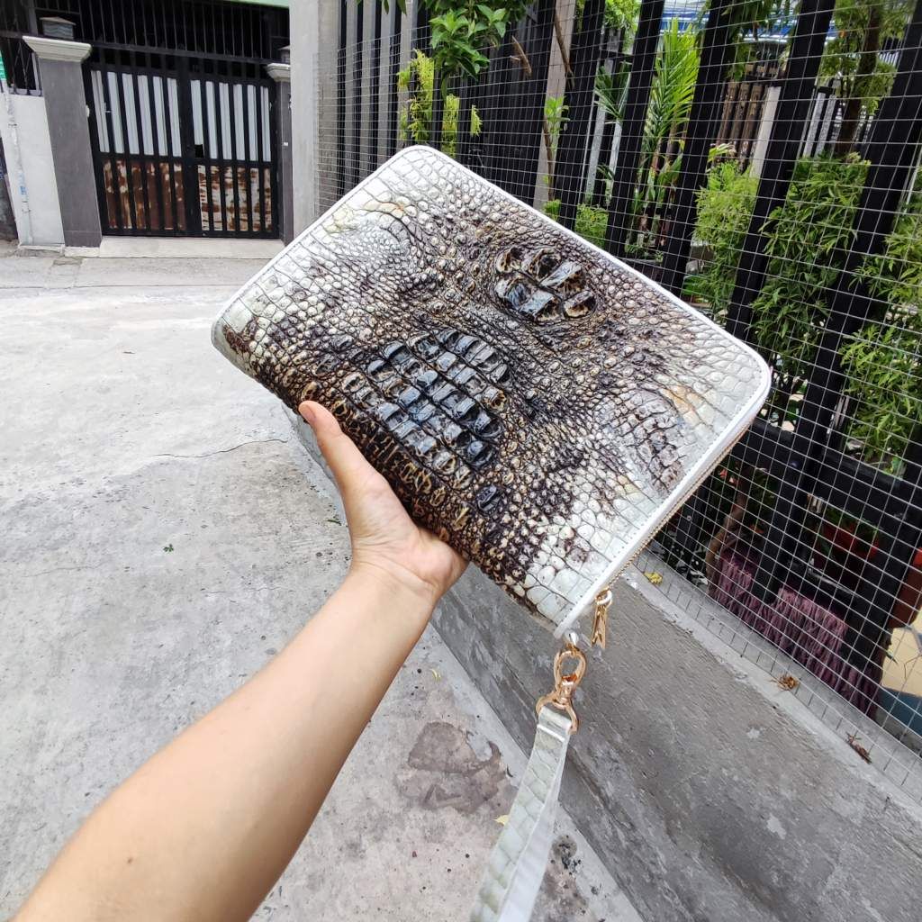 Kẹp nách Size lớn 2 khóa đựng siêu nhiều đồ. Cá sấu nguyên thủy đẹp chất mộc mạc!