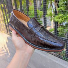 Giày lười đế Tây mũi nhọn mang phong cách trẻ trung!