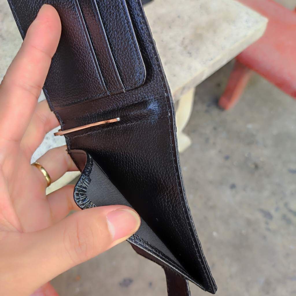 Ví KẸP TIỀN size nhỏ 8.5*11.5 cm. Da bụng cá sấu mềm mịn!