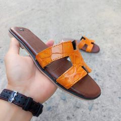 Dép nữ CHỮ H da cá sấu vàng đẹp nổi bật!