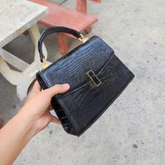 Túi xách nữ Da bụng cá sấu màu đen. Phiên bản có dây đeo!