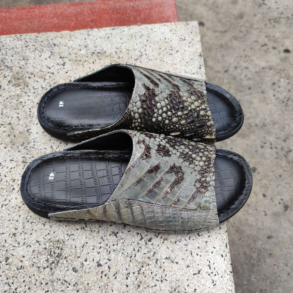 [ĐẸP CHẤT THÔ SƠ MỘC MẠC] Dép da cá sấu nguyên thủy không thuộc màu!