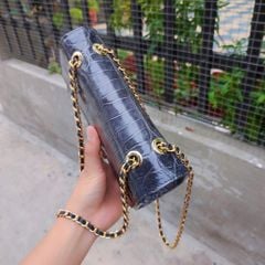 Túi nữ Da cá sấu xám tro siêu dễ thương. Dây đeo kim loại sang chảnh!