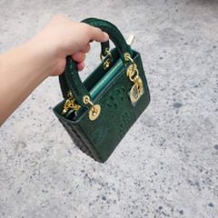 Túi nữ da cá sấu Xanh rêu phối phụ kiện siêu đẹp. Size 25 vừa vặn!