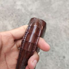 Túi xách cá sấu Nữ có dây đeo. Thiết kế hình thang siêu dễ thương!