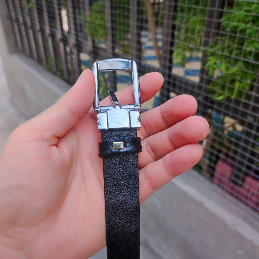 Thắt lưng nữ Da cá sấu liền. Đầu khóa kim đục lỗ!