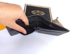 TUYỆT PHẨM..! Bóp Da Cá Sấu [NGUYÊN BÀN TAY CÓ MÓNG RẤT ĐẸP] Để Vừa Giấy Tờ Cũ - VS103