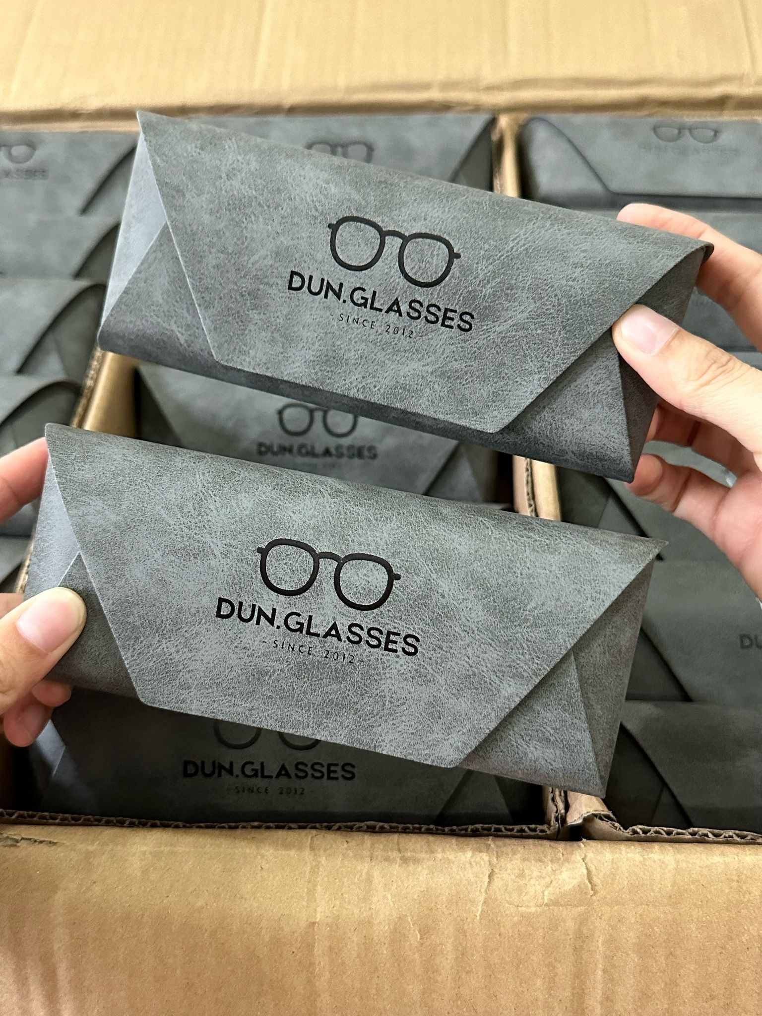  Hộp kính DUN H30 