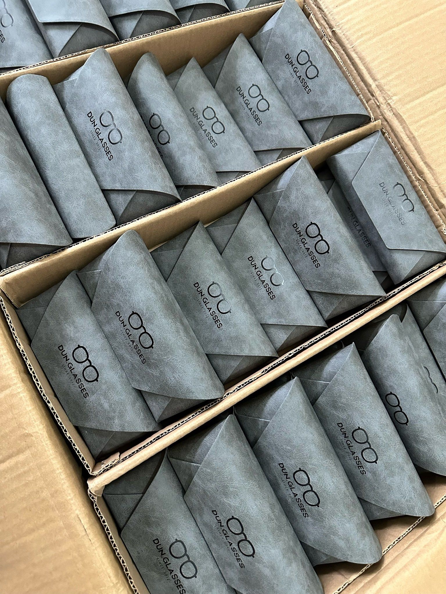  Hộp kính DUN H30 