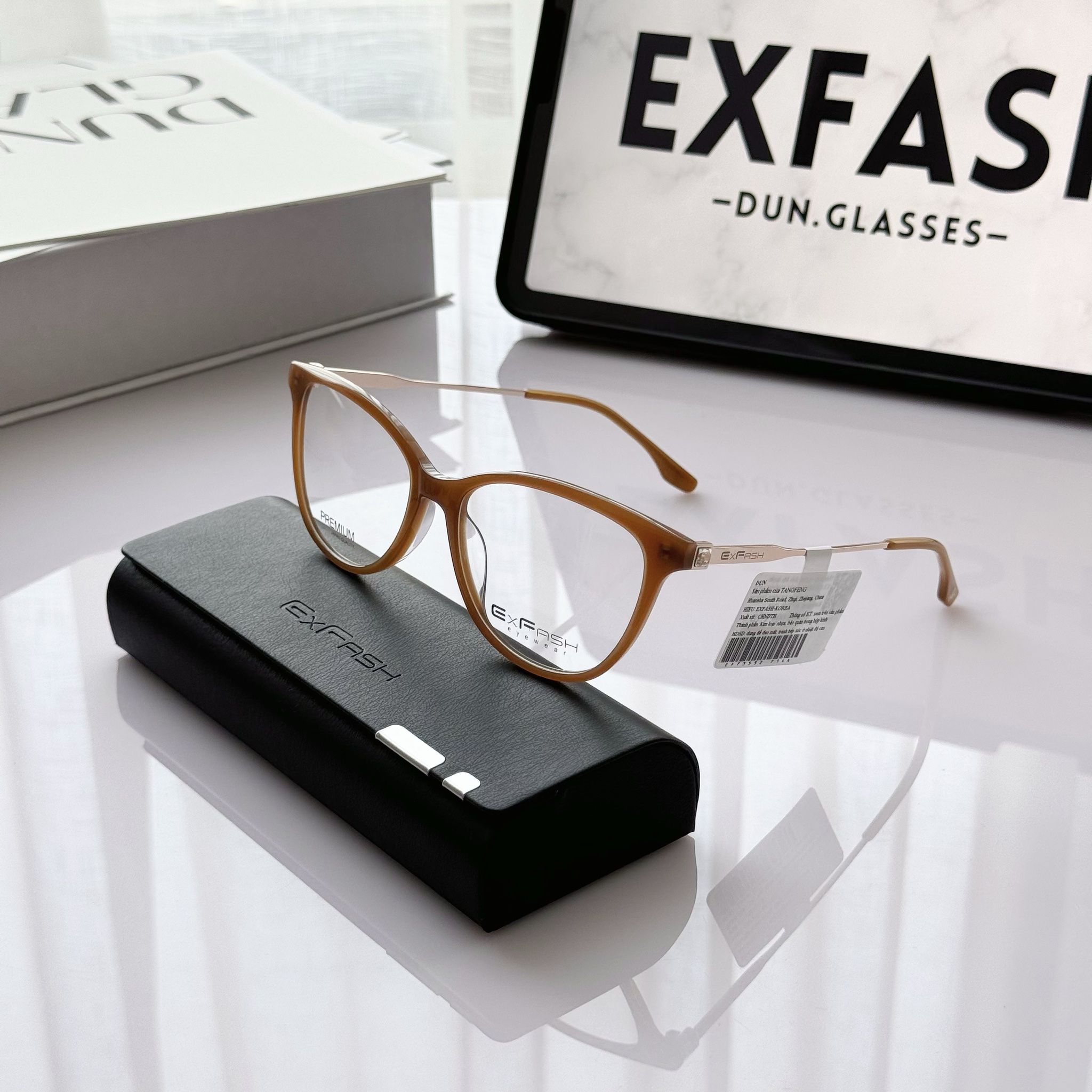  Gọng kính mắt mèo Exfash EF73552 