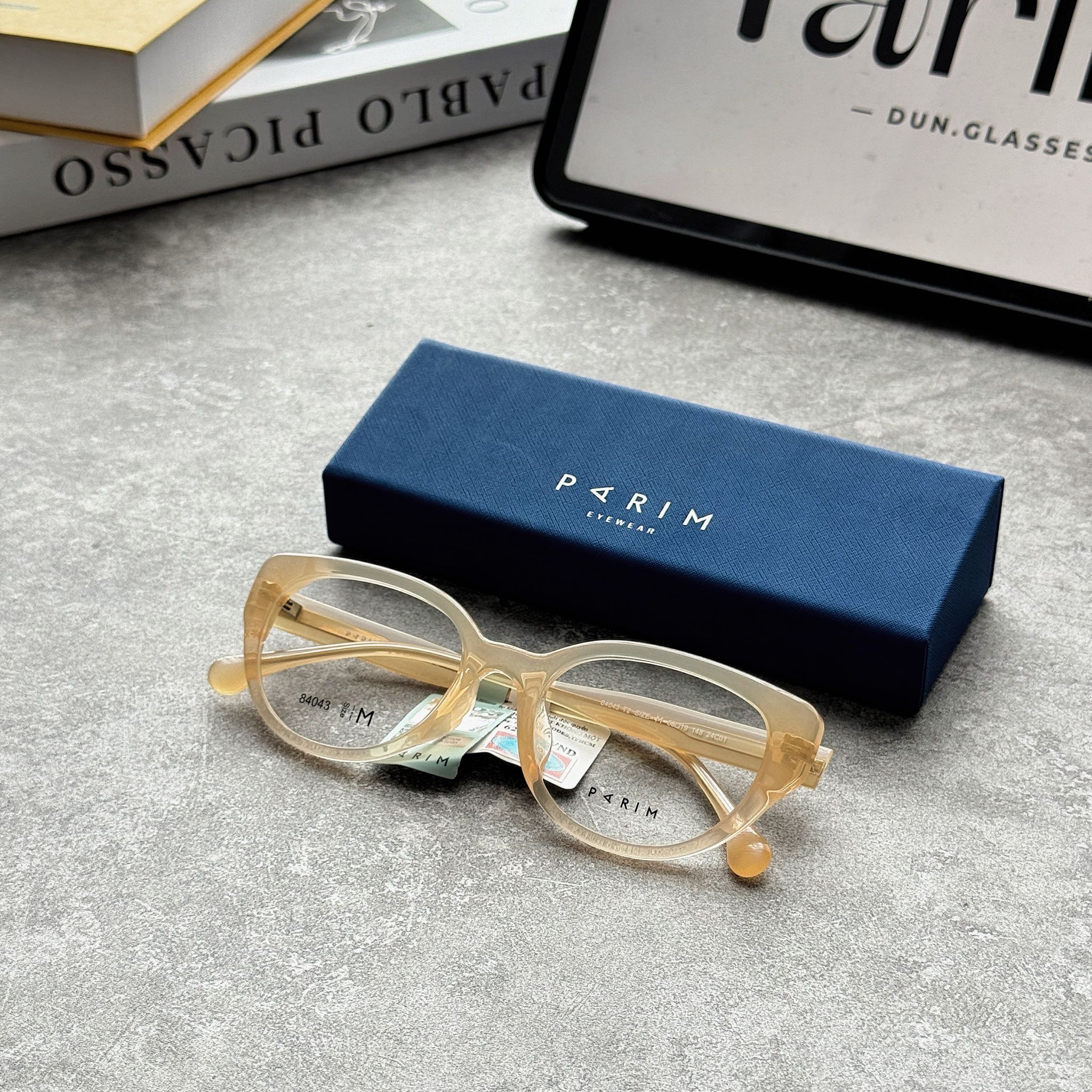  Mắt kính Parim 84043 