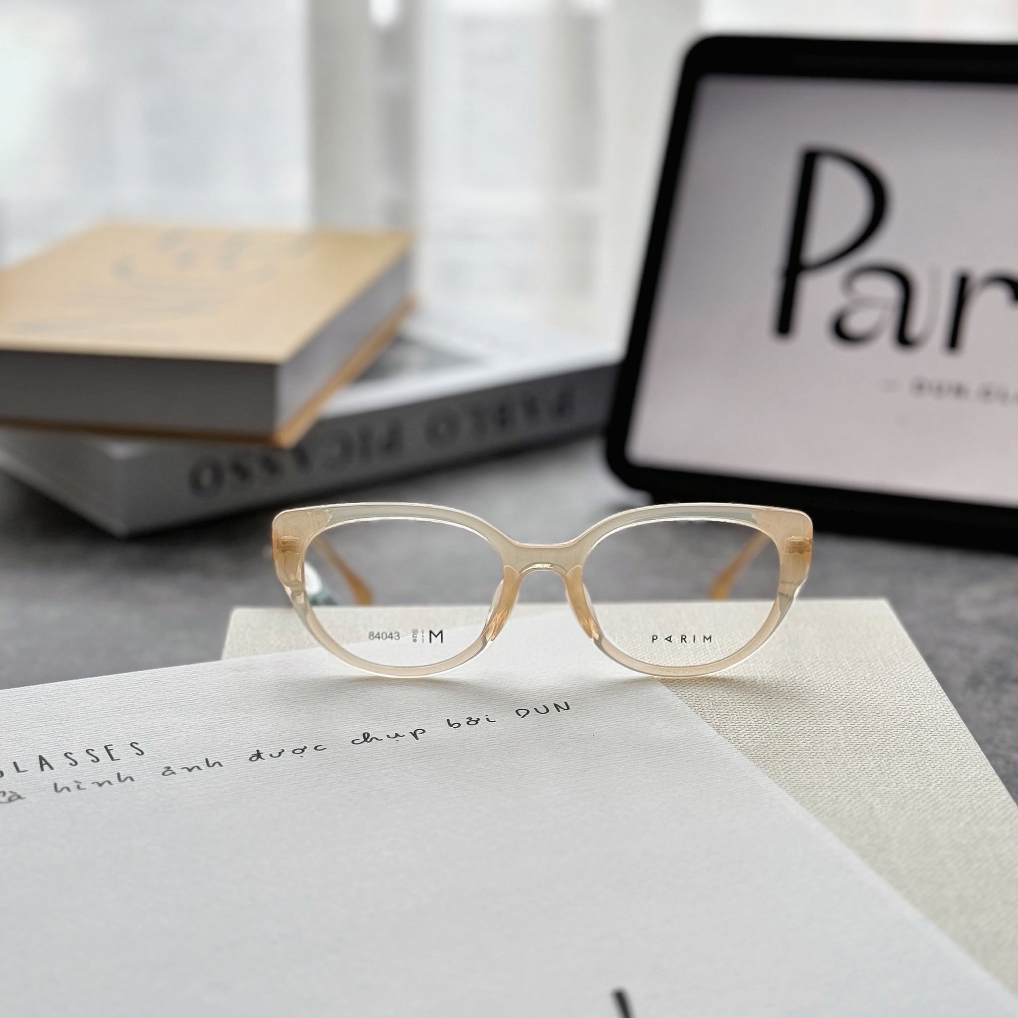  Mắt kính Parim 84043 