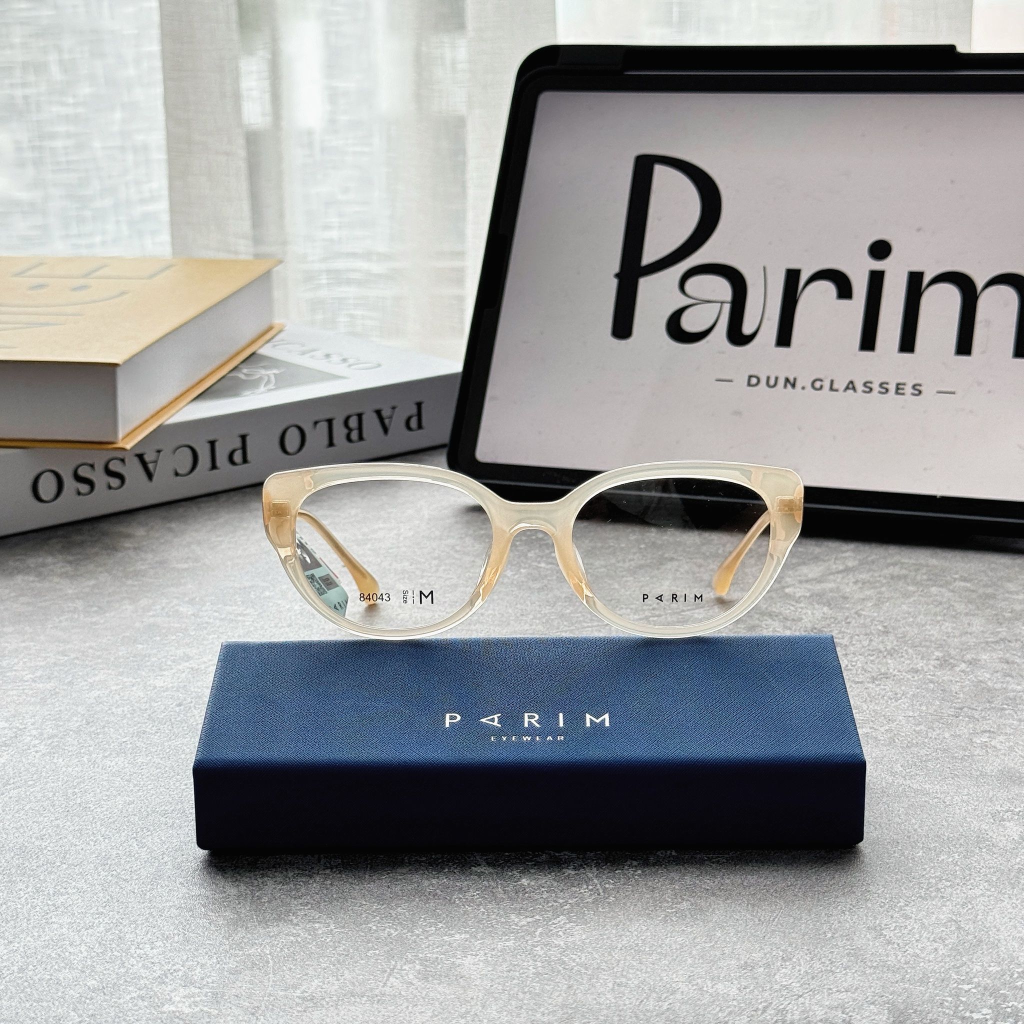  Mắt kính Parim 84043 