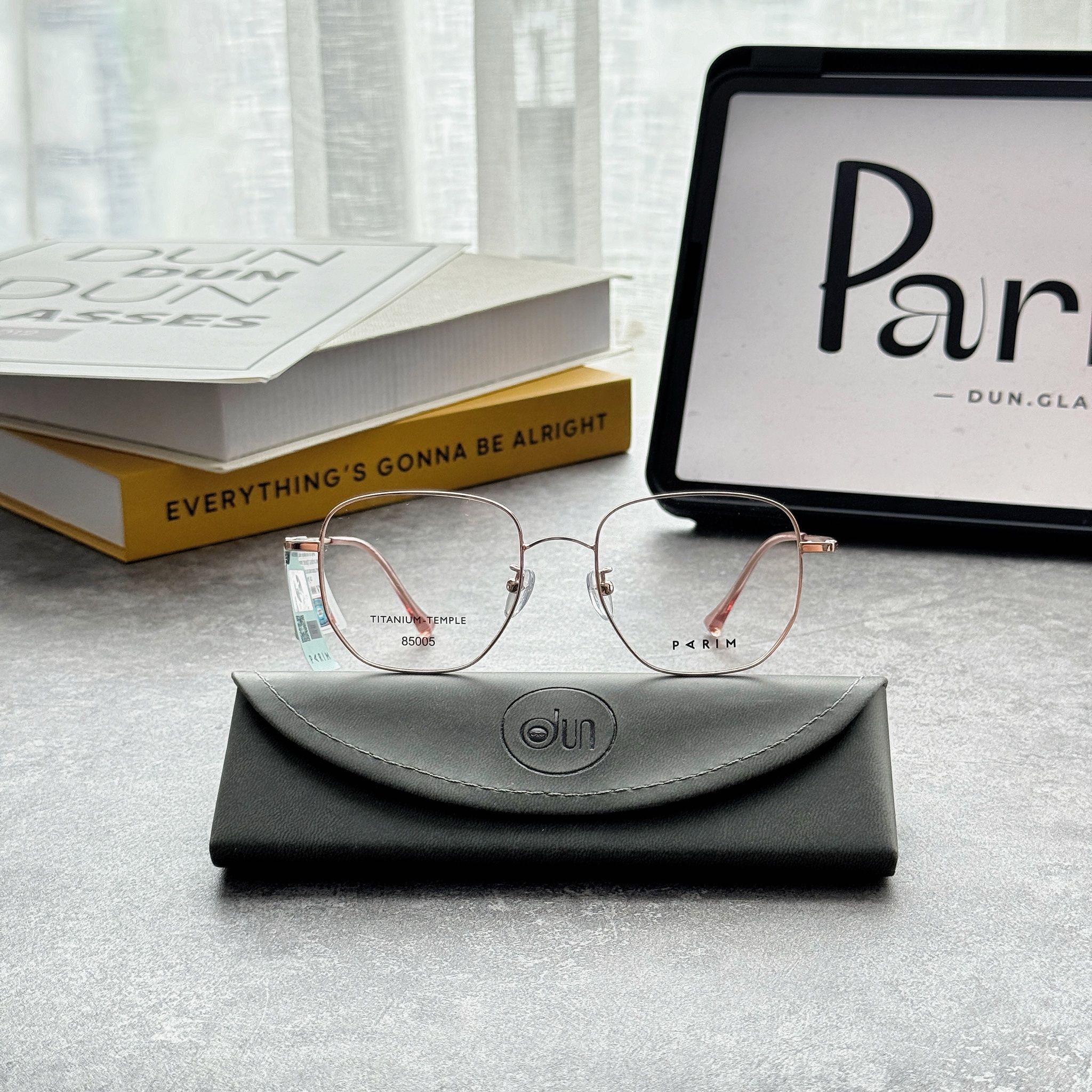  Mắt kính Parim 85005 